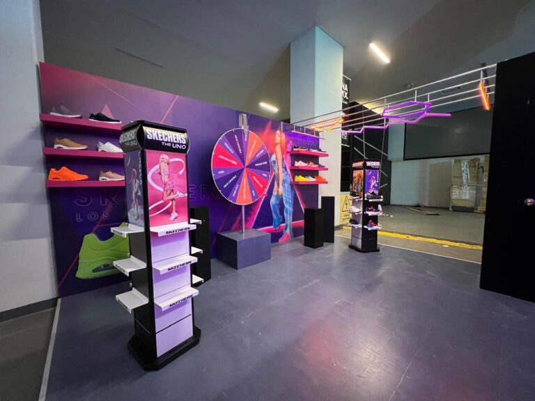 skechers fabricación de muebles personalizados cap eventos stand display mexico publicidad activaciónes