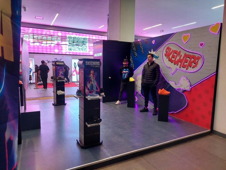 skechers fabricación de muebles personalizados cap eventos stand display mexico publicidad activaciónes